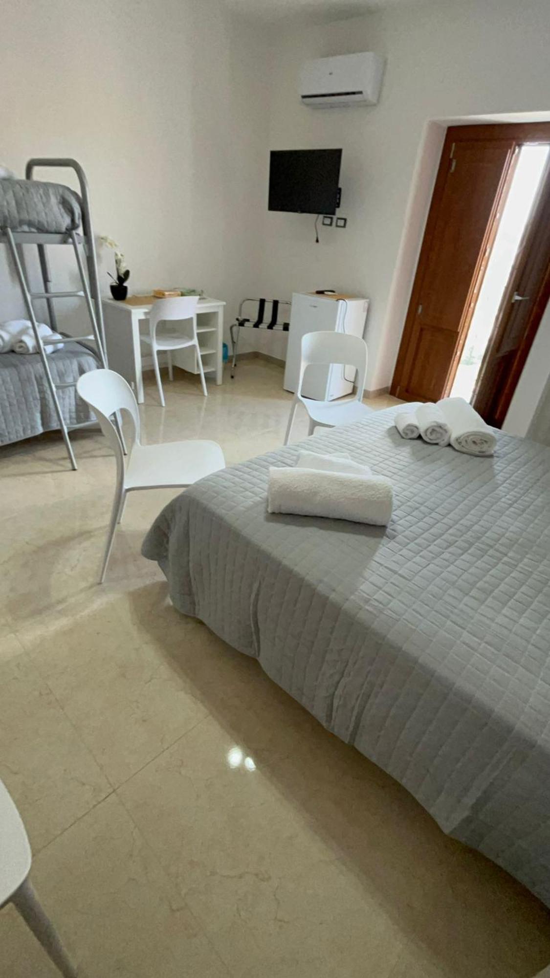 La Spiga Hotel Gangi Eksteriør billede