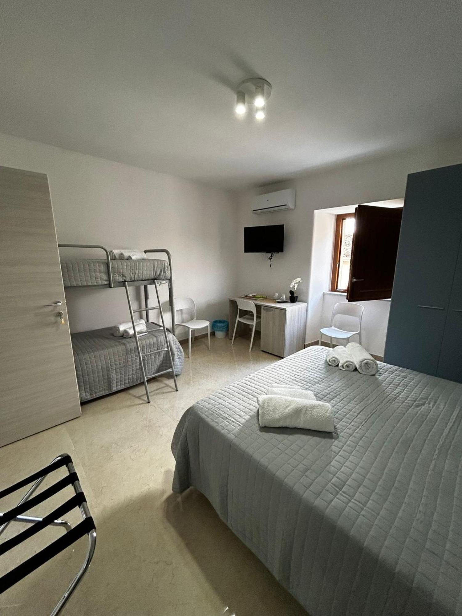 La Spiga Hotel Gangi Eksteriør billede