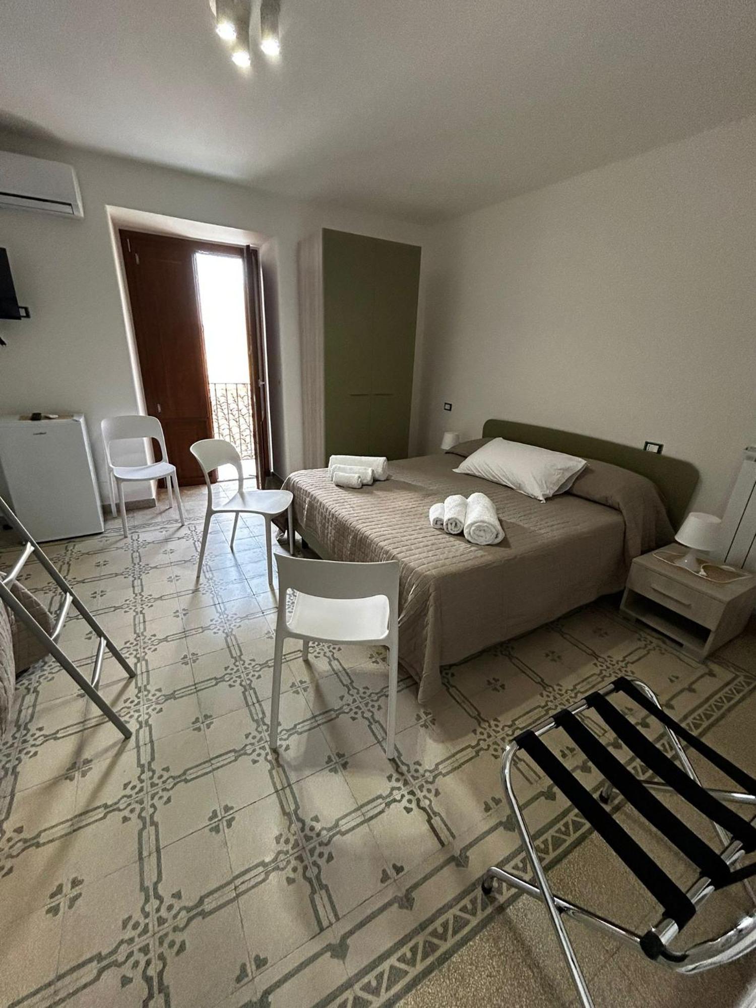 La Spiga Hotel Gangi Eksteriør billede